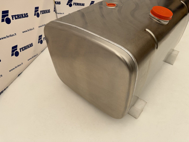 MAN New aluminum fuel tank 300L - Réservoir de carburant pour Camion: photos 2 MAN New aluminum fuel tank 300L - Réservoir de carburant pour Camion: photos 2