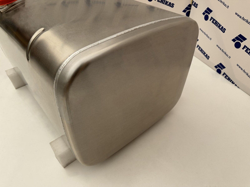 MAN New aluminum fuel tank 300L - Réservoir de carburant pour Camion: photos 3 MAN New aluminum fuel tank 300L - Réservoir de carburant pour Camion: photos 3