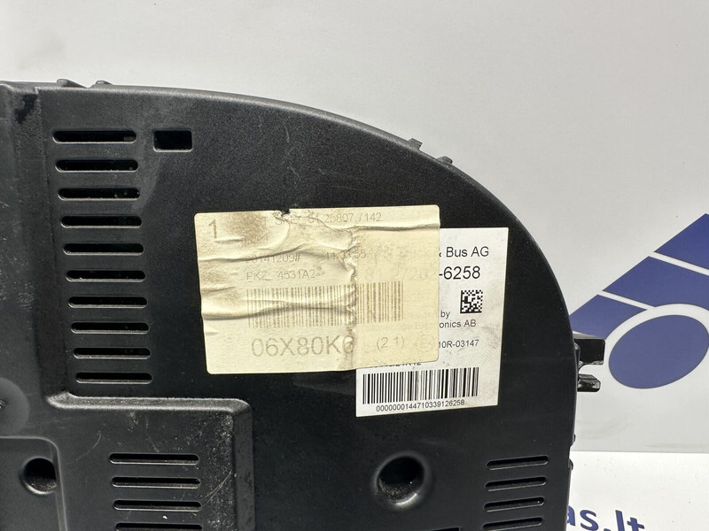 MAN instrument cluster - Panel de instrumentos pour Camion: photos 3 MAN instrument cluster - Panel de instrumentos pour Camion: photos 3