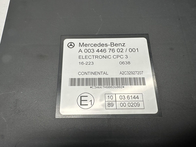 Mercedes-Benz CPC 3 control unit - Bloc de gestion pour Camion: photos 5 Mercedes-Benz CPC 3 control unit - Bloc de gestion pour Camion: photos 5