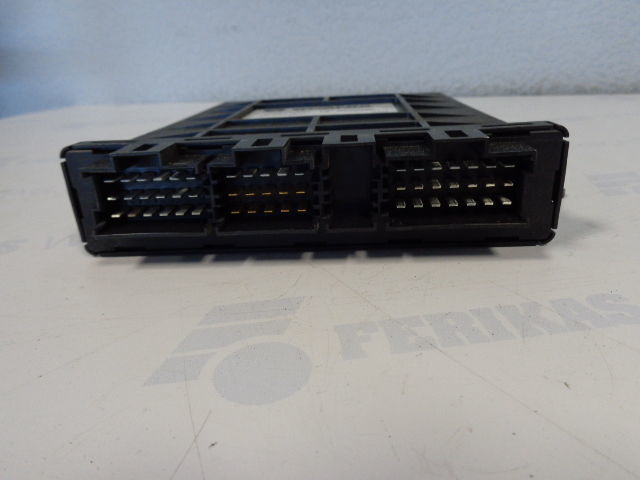 Scania Control unit OPC4 1754704, 1758158, 1478537, 1518631 "WORLDWIDE - Bloc de gestion pour Camion: photos 3 Scania Control unit OPC4 1754704, 1758158, 1478537, 1518631 "WORLDWIDE - Bloc de gestion pour Camion: photos 3
