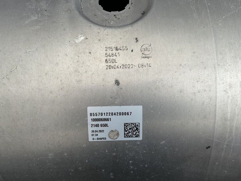 Volvo 650L 710x690x1630 - Réservoir de carburant pour Camion: photos 5 Volvo 650L 710x690x1630 - Réservoir de carburant pour Camion: photos 5