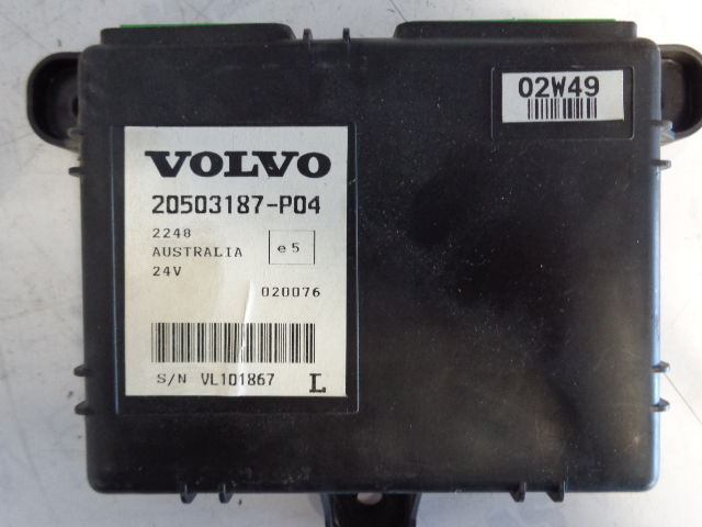 Volvo ECS control module 21427021, 20455649, 20499961, 20503187, 20503 - Bloc de gestion pour Camion: photos 1 Volvo ECS control module 21427021, 20455649, 20499961, 20503187, 20503 - Bloc de gestion pour Camion: photos 1