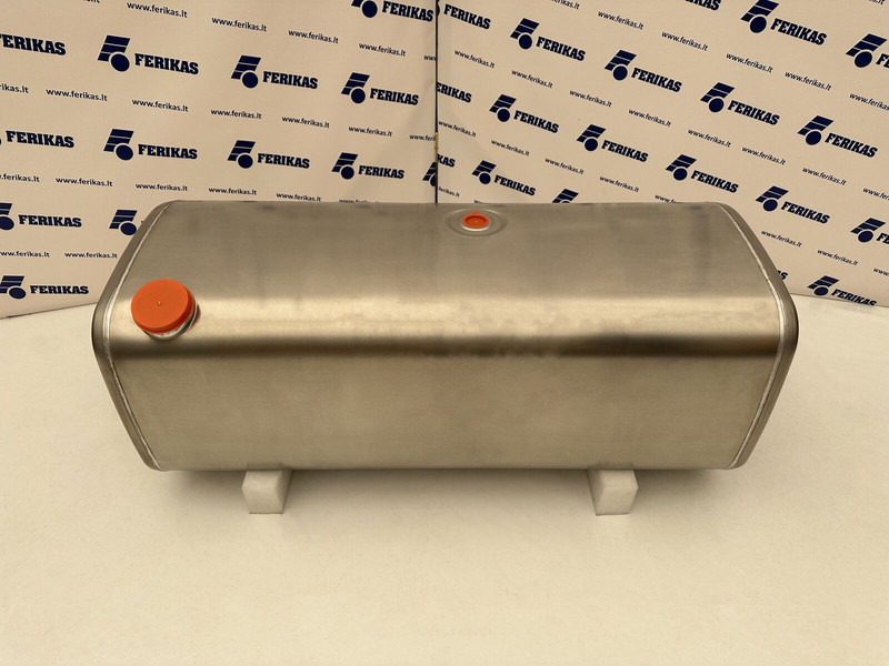 Volvo - Réservoir de carburant pour Camion: photos 1 Volvo - Réservoir de carburant pour Camion: photos 1
