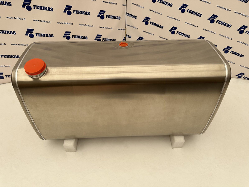 Volvo New aluminum fuel 530L - Réservoir de carburant pour Camion: photos 1 Volvo New aluminum fuel 530L - Réservoir de carburant pour Camion: photos 1