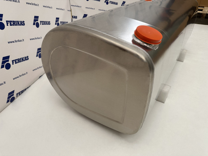 Volvo New aluminum fuel tank 505L - Réservoir de carburant pour Camion: photos 3 Volvo New aluminum fuel tank 505L - Réservoir de carburant pour Camion: photos 3