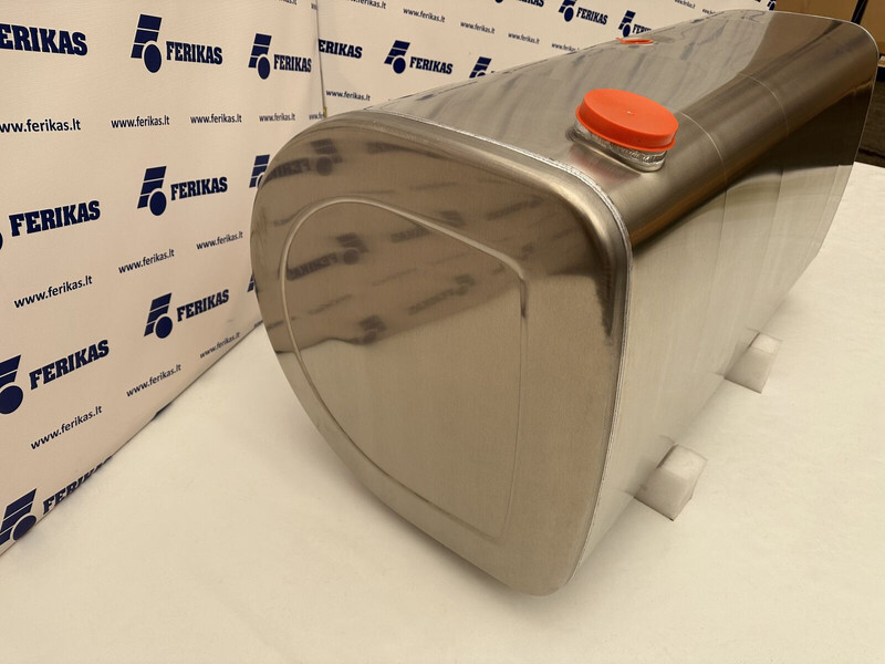 Volvo New aluminum fuel tank 570L - Réservoir de carburant pour Camion: photos 3 Volvo New aluminum fuel tank 570L - Réservoir de carburant pour Camion: photos 3