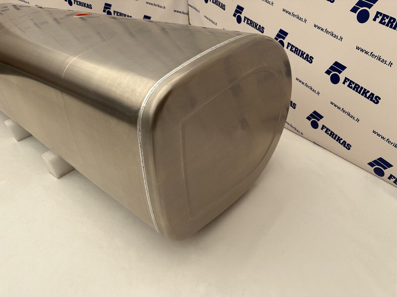 Volvo New aluminum fuel tank 625L - Réservoir de carburant pour Camion: photos 2 Volvo New aluminum fuel tank 625L - Réservoir de carburant pour Camion: photos 2
