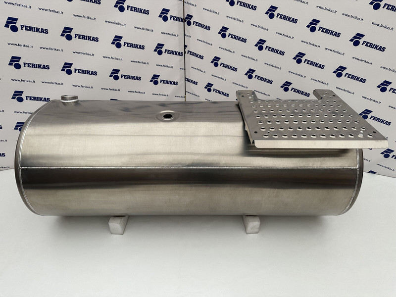Volvo New aluminum fuel tank 770L - Réservoir de carburant pour Camion: photos 5 Volvo New aluminum fuel tank 770L - Réservoir de carburant pour Camion: photos 5