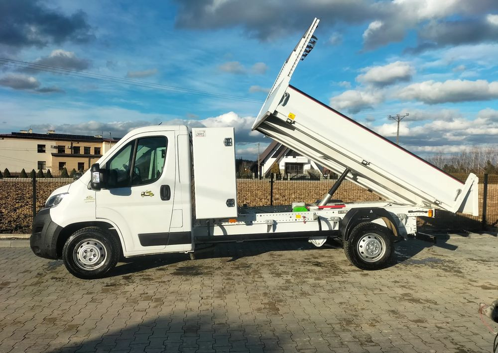 Citroën Jumper Ducato Boxer Wywrotka Wywrot Kiper Sklapac tipper - Utilitaire benne: photos 1 Citroën Jumper Ducato Boxer Wywrotka Wywrot Kiper Sklapac tipper - Utilitaire benne: photos 1