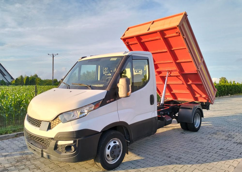 Iveco Daily 35C13 wywrotka wywrot kiper tipper wyklapac - Utilitaire benne: photos 1 Iveco Daily 35C13 wywrotka wywrot kiper tipper wyklapac - Utilitaire benne: photos 1