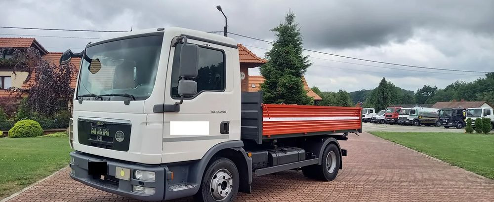 MAN TGL 12 250 EURO 5 WYWROTKA WYWROT KIPER - Camion benne: photos 3 MAN TGL 12 250 EURO 5 WYWROTKA WYWROT KIPER - Camion benne: photos 3
