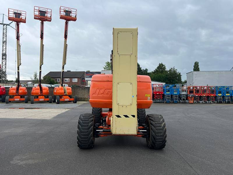 JLG 800AJ diesel 4x4 26m (1787) - Nacelle articulée: photos 4 JLG 800AJ diesel 4x4 26m (1787) - Nacelle articulée: photos 4