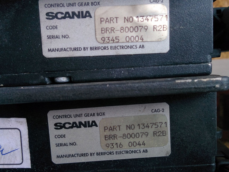 DAF коробкой ZF8S140 - Bloc de gestion: photos 3 DAF коробкой ZF8S140 - Bloc de gestion: photos 3