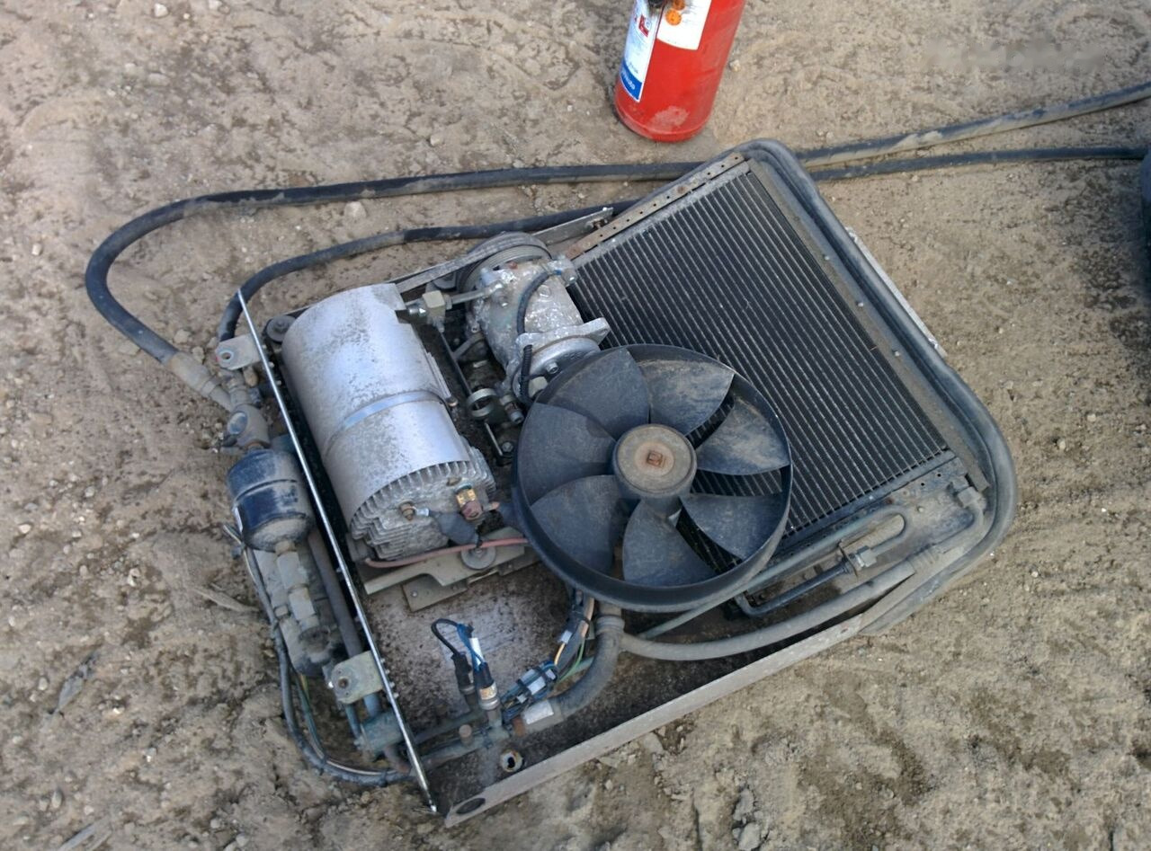 MAN CC4ES Klimaalage \Air Konditioner Volvo B9 - Compresseur de climatisation pour Bus: photos 5 MAN CC4ES Klimaalage \Air Konditioner Volvo B9 - Compresseur de climatisation pour Bus: photos 5