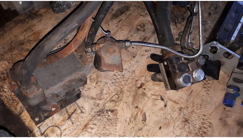 MAN FALCON A2004 - 200BAR - Valve: photos 4 MAN FALCON A2004 - 200BAR - Valve: photos 4