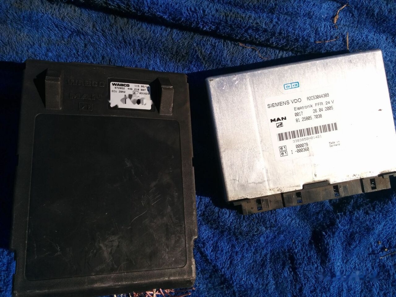 MAN WABCO ECU ZBR2 / 81.25806.7096. 4462100070 MAN CYTI - Bloc de gestion pour Bus: photos 5 MAN WABCO ECU ZBR2 / 81.25806.7096. 4462100070 MAN CYTI - Bloc de gestion pour Bus: photos 5