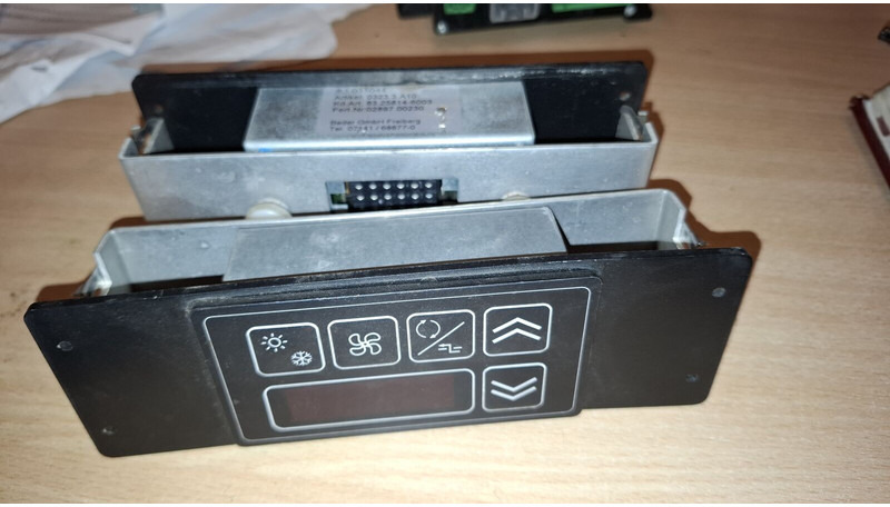 MAN Wabco 037 20/05 . 4461950040 - Bloc de gestion: photos 1 MAN Wabco 037 20/05 . 4461950040 - Bloc de gestion: photos 1