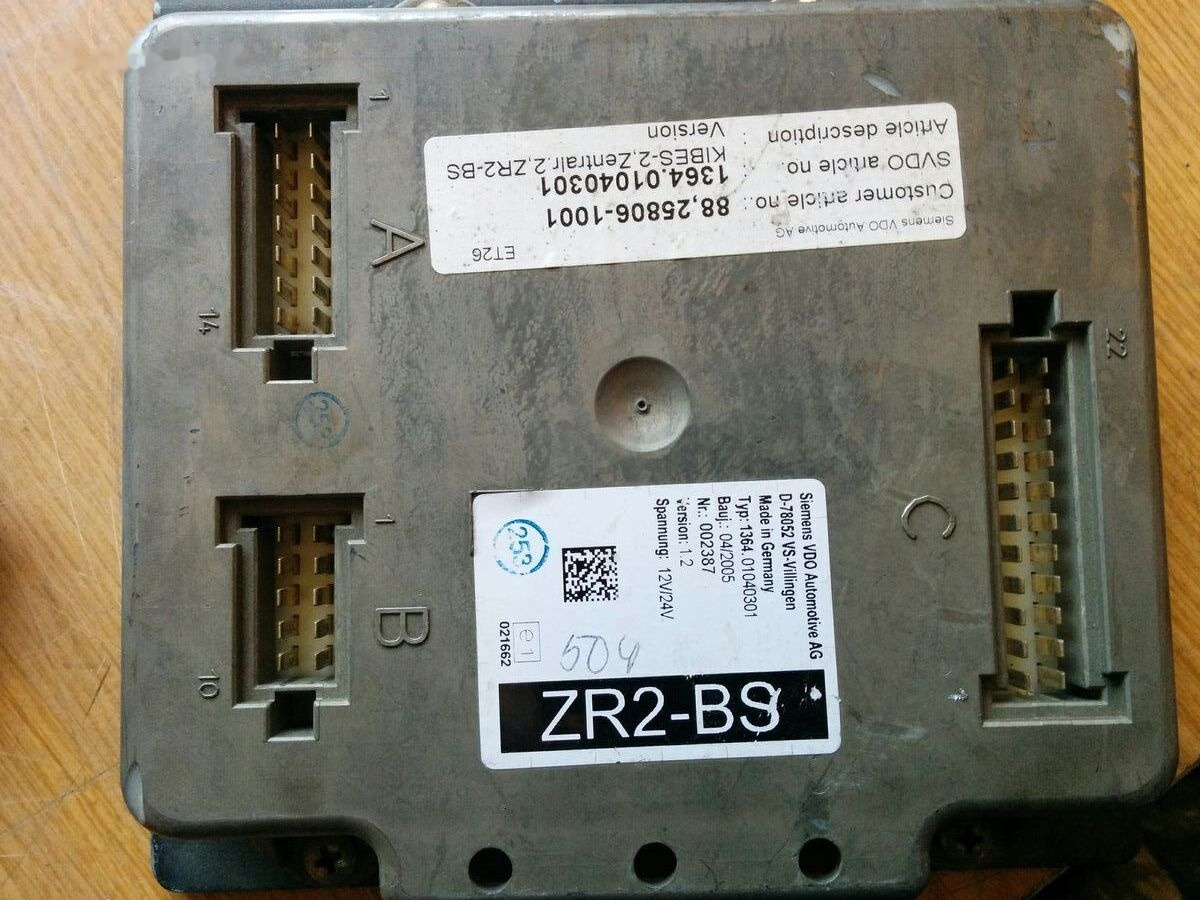 MAN ZR2-BS - VDO D78052 VS MAN CYTI - Bloc de gestion pour Bus: photos 2 MAN ZR2-BS - VDO D78052 VS MAN CYTI - Bloc de gestion pour Bus: photos 2