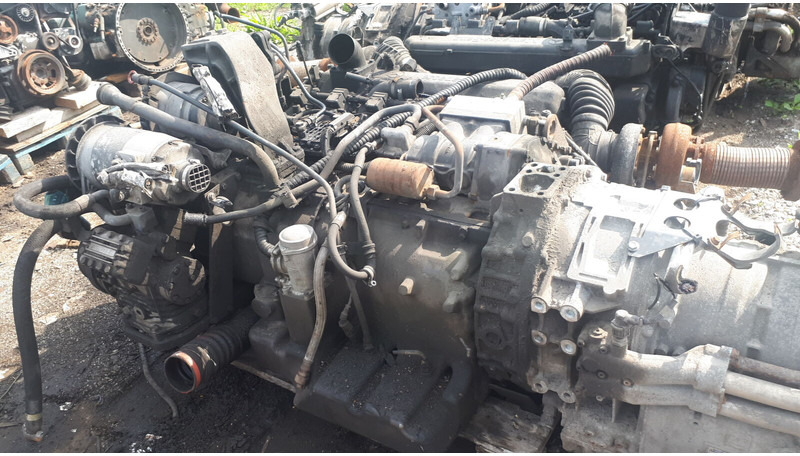 Mercedes-Benz OM 457hla - Moteur: photos 3 Mercedes-Benz OM 457hla - Moteur: photos 3