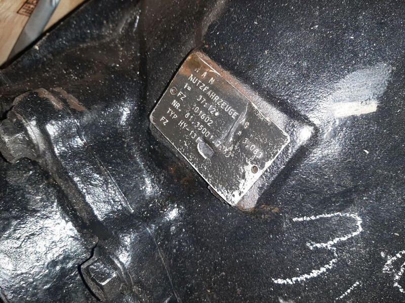 MAN HY-131 - Pièces de rechange: photos 1 MAN HY-131 - Pièces de rechange: photos 1