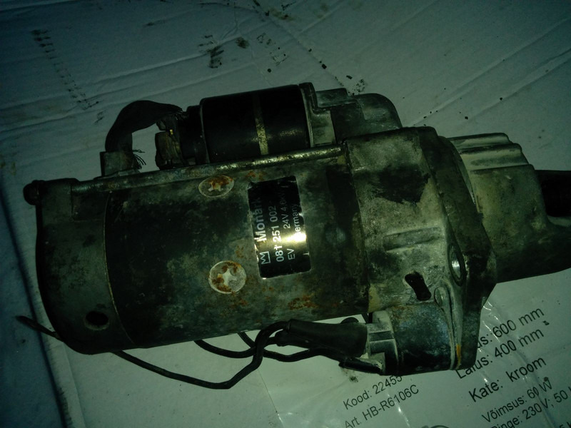 Mercedes-Benz 906 - Pièces de rechange: photos 1 Mercedes-Benz 906 - Pièces de rechange: photos 1