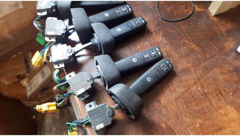 Scania 1486286 - Relais: photos 1 Scania 1486286 - Relais: photos 1