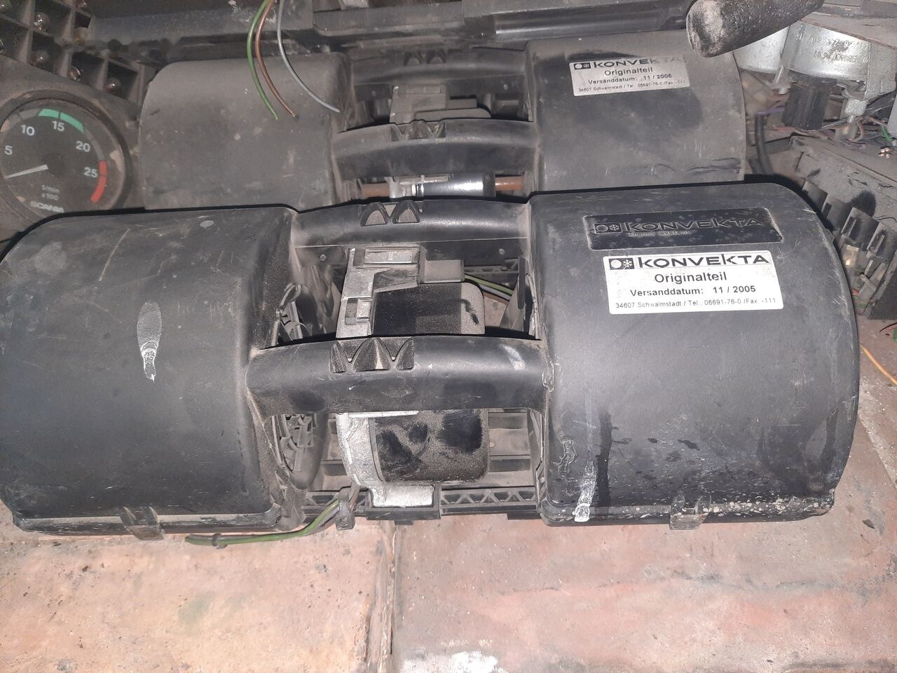 Cabine et intérieur pour Bus Solaris ventilyator   IVECO Cursor 8: photos 13