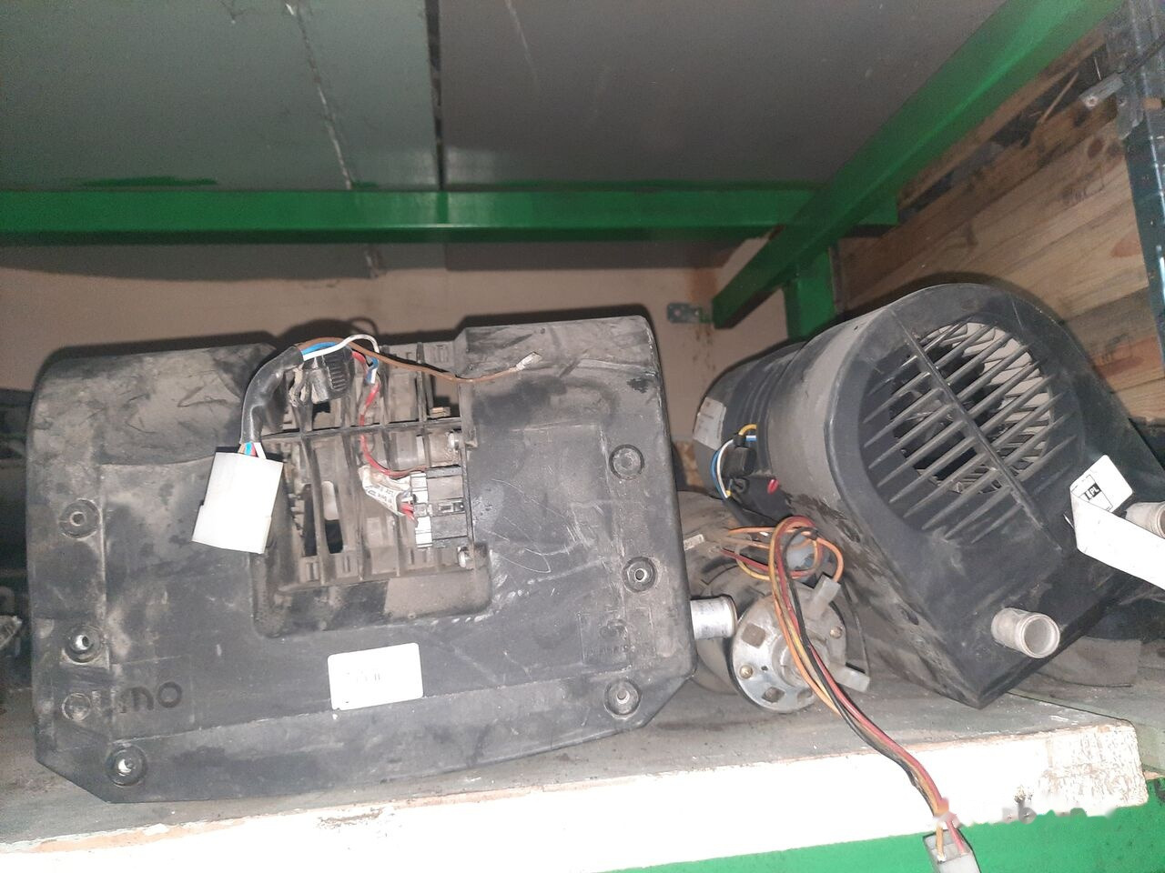Cabine et intérieur pour Bus Solaris ventilyator   IVECO Cursor 8: photos 8