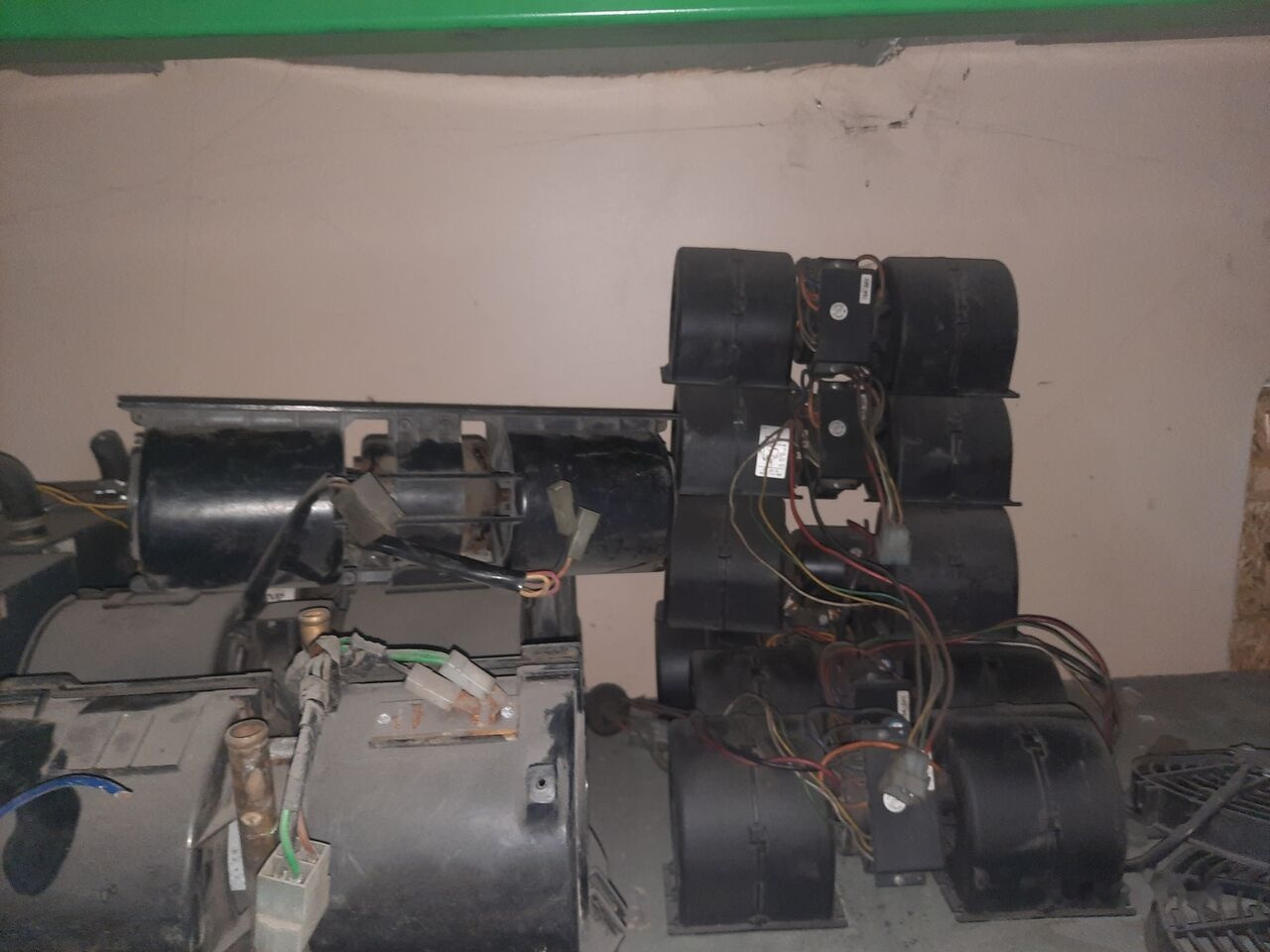 Cabine et intérieur pour Bus Solaris ventilyator   IVECO Cursor 8: photos 6