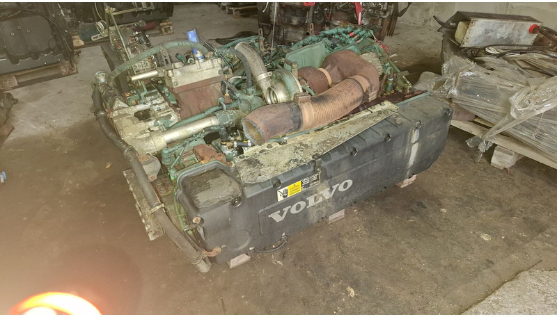 Volvo D12E340EC06 - Moteur: photos 2 Volvo D12E340EC06 - Moteur: photos 2