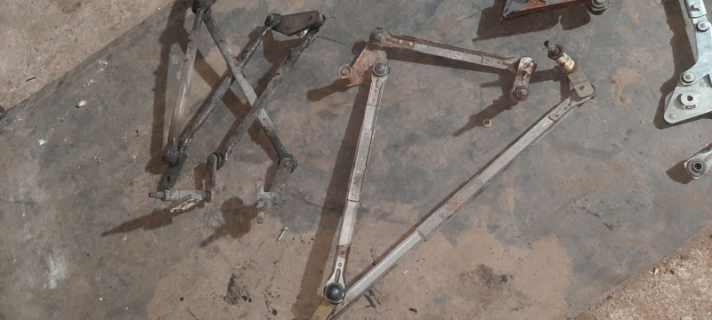 Volvo - Essuie-glace: photos 4 Volvo - Essuie-glace: photos 4