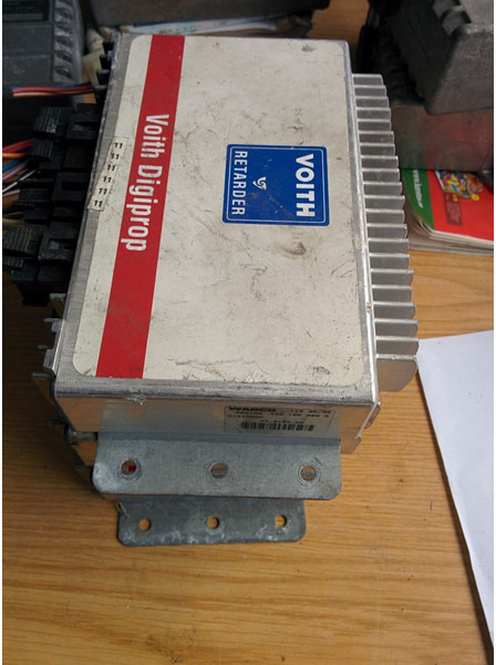 Volvo Войт- ритардер Wabco 4461260000 . 4461260020 003130 /039161 - Bloc de gestion: photos 2 Volvo Войт- ритардер Wabco 4461260000 . 4461260020 003130 /039161 - Bloc de gestion: photos 2