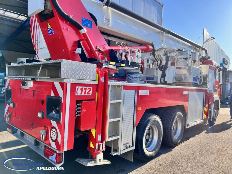 MAN TGA 26.350 Magirus ALP 320L = 32 meter, Waterpomp, 6x4, Bladgeveerd - Camion de pompier: photos 4 MAN TGA 26.350 Magirus ALP 320L = 32 meter, Waterpomp, 6x4, Bladgeveerd - Camion de pompier: photos 4