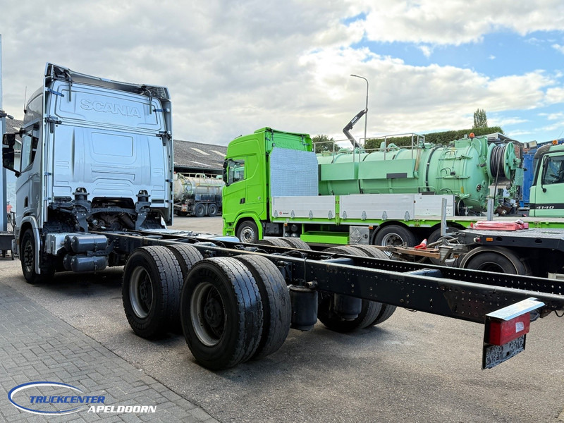 Scania R730 XT NGS V8 6x4 Naafreductie, Retarder, PTO - Châssis cabine: photos 3 Scania R730 XT NGS V8 6x4 Naafreductie, Retarder, PTO - Châssis cabine: photos 3