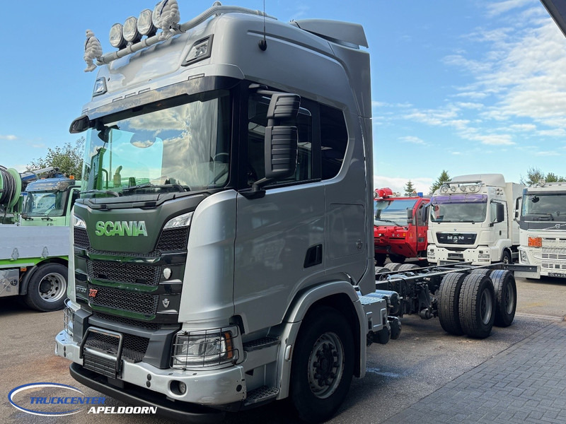 Scania R730 XT NGS V8 6x4 Naafreductie, Retarder, PTO - Châssis cabine: photos 4 Scania R730 XT NGS V8 6x4 Naafreductie, Retarder, PTO - Châssis cabine: photos 4
