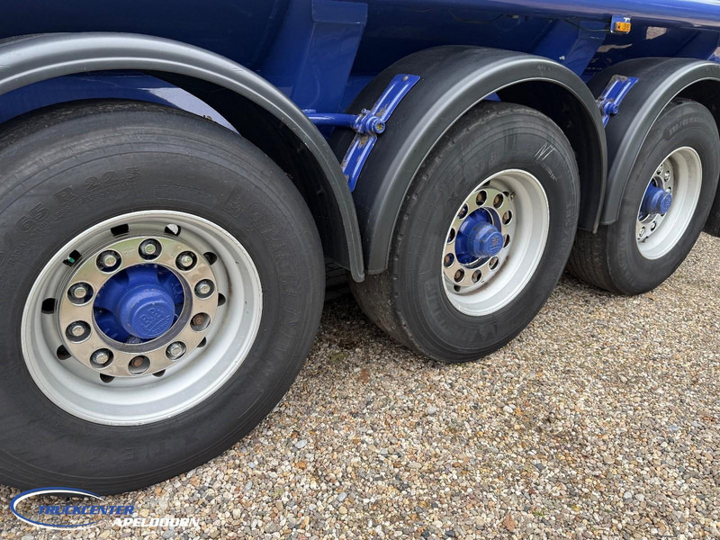 Schrader Z-STA 27-52,5/5 49.000 liter, 5 Compartimenten, ADR, Brandstof - Semi-remorque citerne: photos 5 Schrader Z-STA 27-52,5/5 49.000 liter, 5 Compartimenten, ADR, Brandstof - Semi-remorque citerne: photos 5