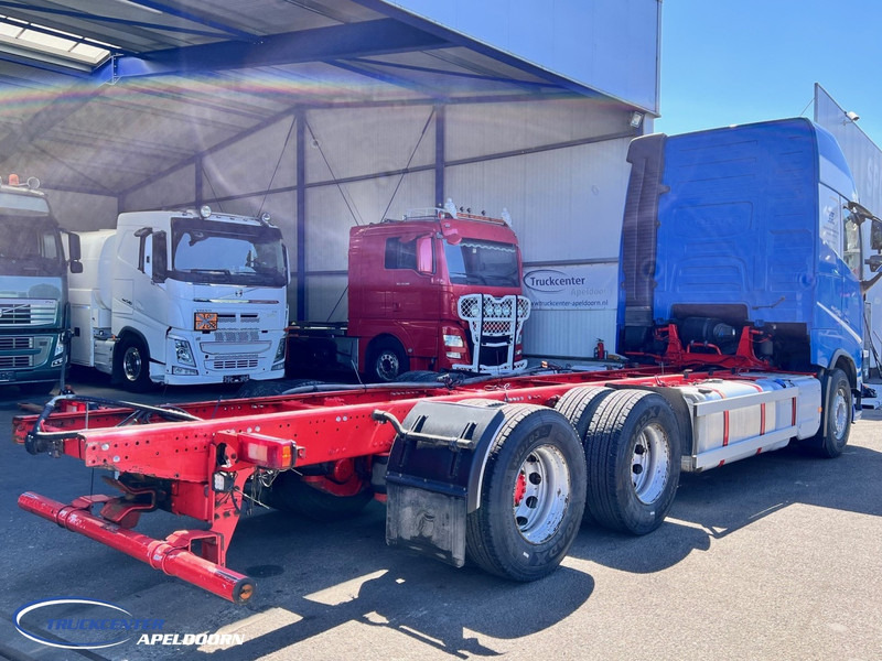 Volvo FH 540 6x4, Dual clutch, XL Globetrotter, PTO, Retarder - Châssis cabine: photos 2 Volvo FH 540 6x4, Dual clutch, XL Globetrotter, PTO, Retarder - Châssis cabine: photos 2