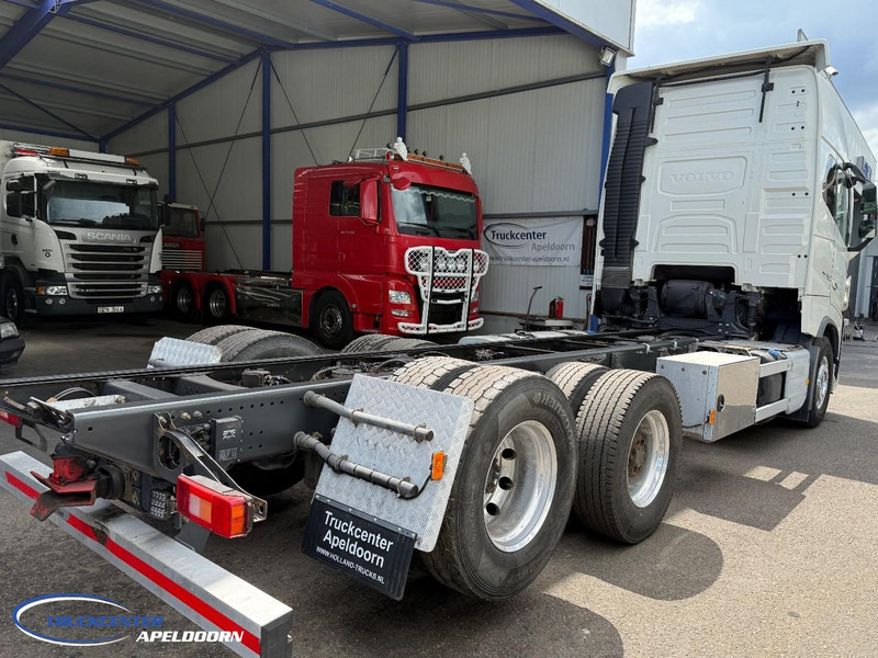 Volvo FH 750 Globetrotter XL, Retarder, 460 WB, Naafreductie, PTO - Châssis cabine: photos 2 Volvo FH 750 Globetrotter XL, Retarder, 460 WB, Naafreductie, PTO - Châssis cabine: photos 2