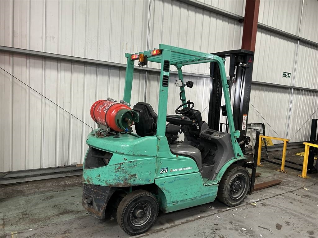 Chariot élévateur à gaz Mitsubishi FG25NT: photos 6