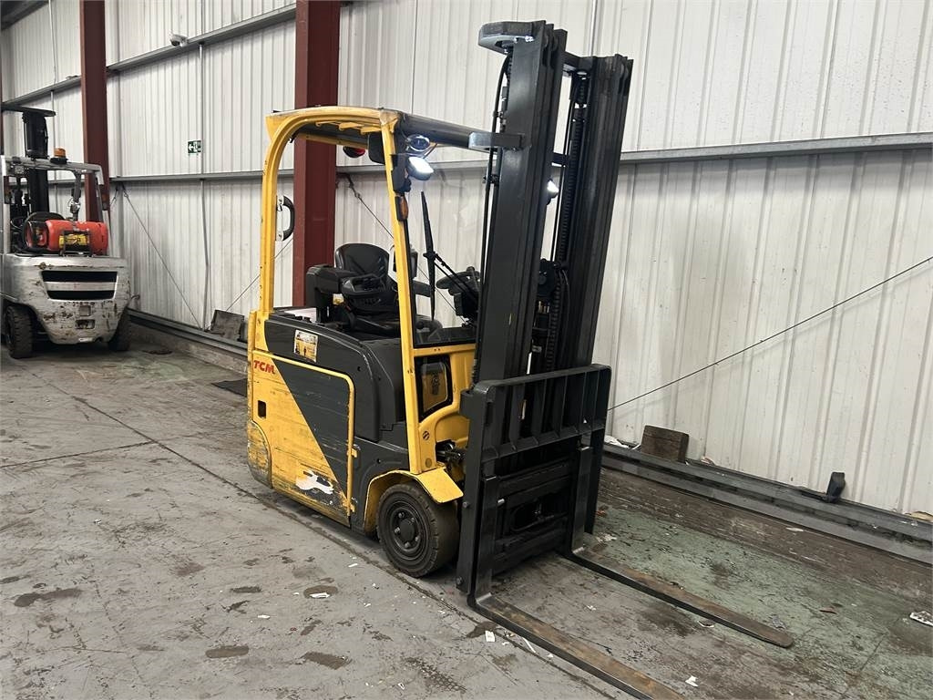 TCM AS2N1L1Q - Chariot élévateur électrique: photos 4 TCM AS2N1L1Q - Chariot élévateur électrique: photos 4