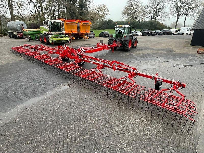 Einböck Aerostar 1800 XXL 18 meter! - Herse étrille: photos 4 Einböck Aerostar 1800 XXL 18 meter! - Herse étrille: photos 4