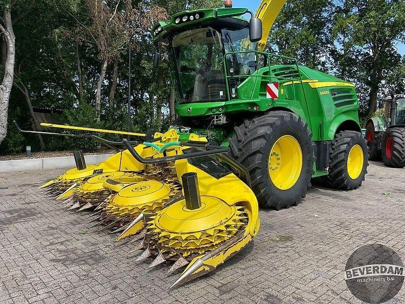 John Deere 8400 - Machine agricole: photos 2 John Deere 8400 - Machine agricole: photos 2