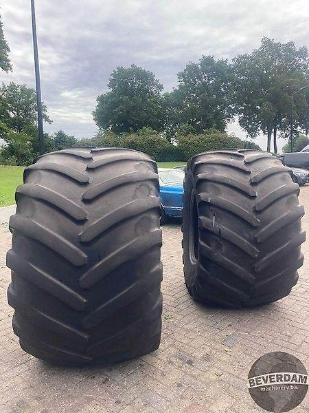 Michelin MEGA BIB 1050/50R32 - Pneu pour Machine agricole: photos 3 Michelin MEGA BIB 1050/50R32 - Pneu pour Machine agricole: photos 3