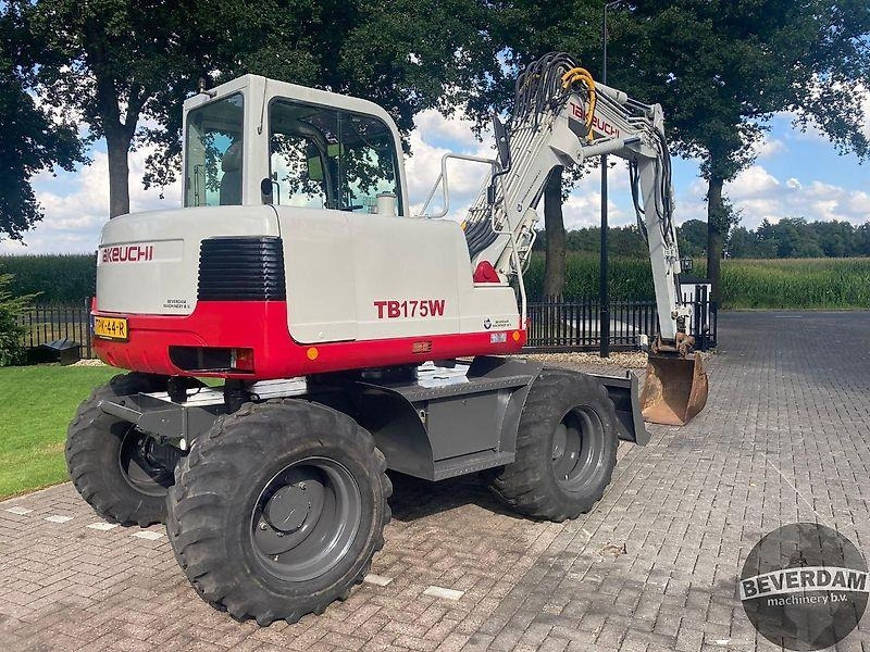 Takeuchi TB175W - Pelle sur chenille: photos 5 Takeuchi TB175W - Pelle sur chenille: photos 5