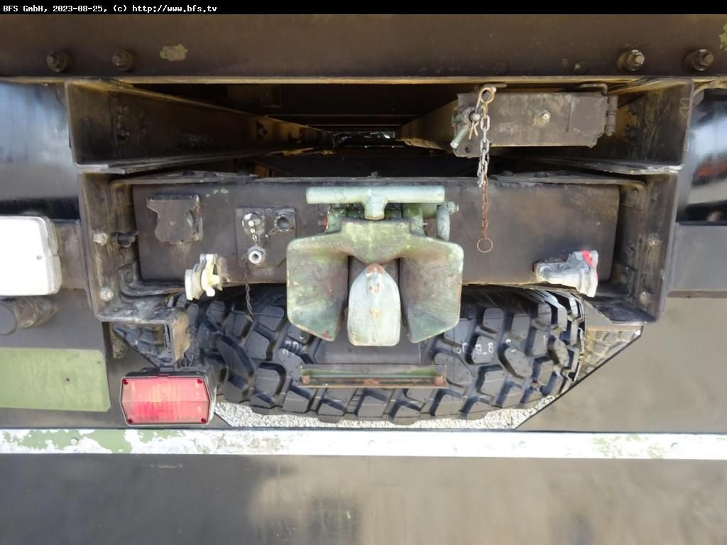 Iveco Magirus 110-17 AW oldtimerfähig - Camion à rideaux coulissants: photos 4 Iveco Magirus 110-17 AW oldtimerfähig - Camion à rideaux coulissants: photos 4