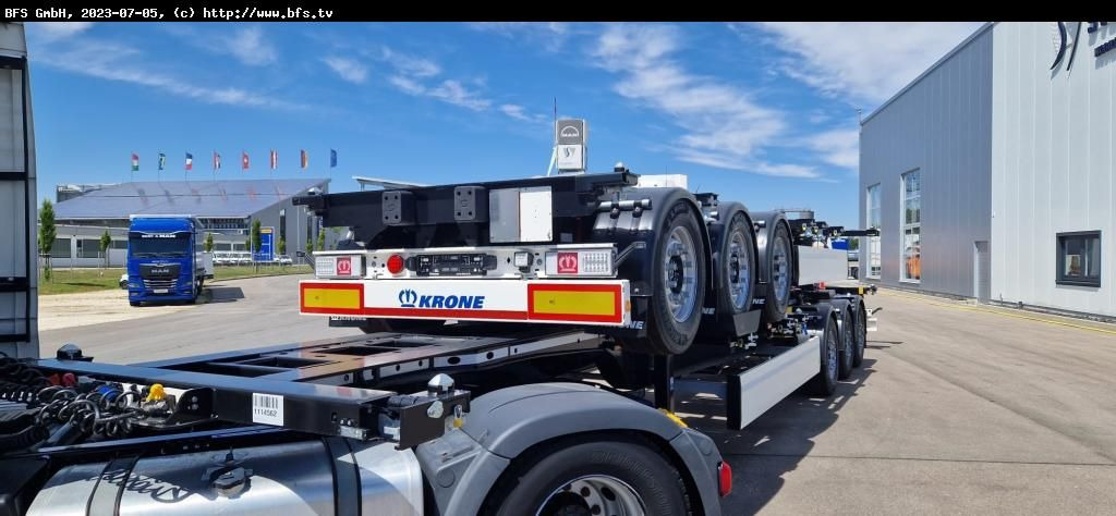 Krone Sattelauflieger Container Chassi SDC 27 eLTU5-2 Krone Sattelauflieger Container Chassi SDC 27 eLTU5-2 - Semi-remorque porte-conteneur/ Caisse mobile: photos 4 Krone Sattelauflieger Container Chassi SDC 27 eLTU5-2 Krone Sattelauflieger Container Chassi SDC 27 eLTU5-2 - Semi-remorque porte-conteneur/ Caisse mobile: photos 4