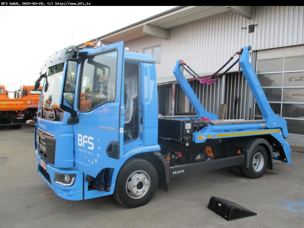 MAN TGL (TG3) 12.250 4x2 BL CH 12T Meiller - Camion multibenne: photos 2 MAN TGL (TG3) 12.250 4x2 BL CH 12T Meiller - Camion multibenne: photos 2