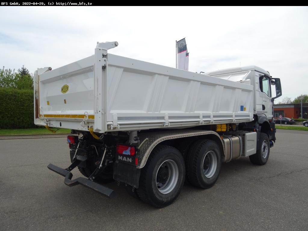 MAN TGS (TG3) 33.510 6x4 BL CH Bordmatik, 3-Seitenki - Camion benne: photos 2 MAN TGS (TG3) 33.510 6x4 BL CH Bordmatik, 3-Seitenki - Camion benne: photos 2