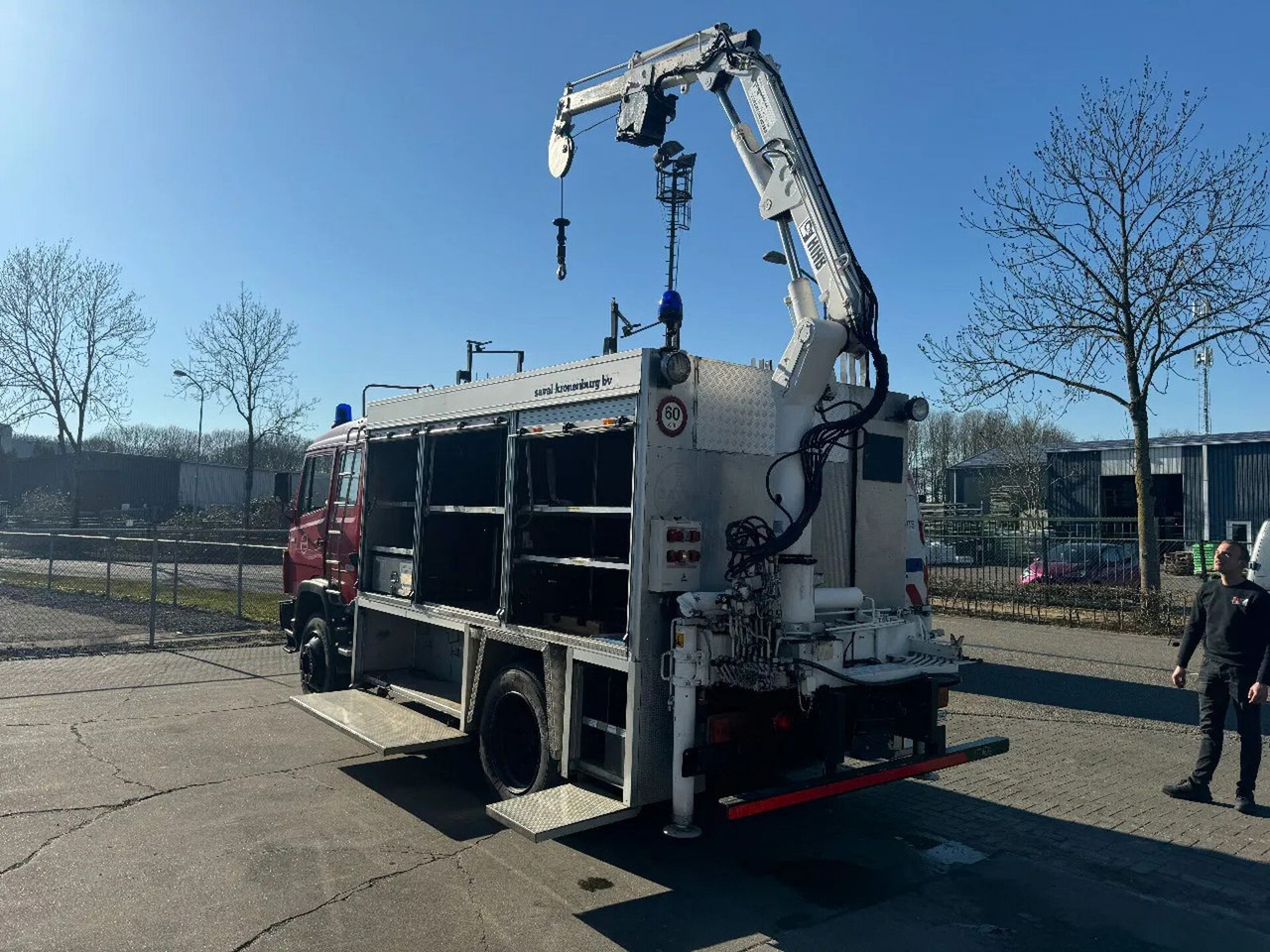 Mercedes-Benz 1117 4X2 FIRE TRUCK HIAB 050A ONLY 105787 KM - Camion, Camion grue: photos 4 Mercedes-Benz 1117 4X2 FIRE TRUCK HIAB 050A ONLY 105787 KM - Camion, Camion grue: photos 4